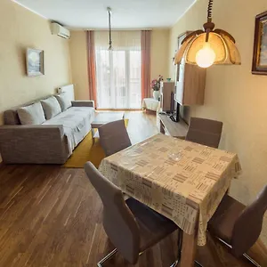 689 Apartman